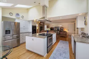 2275 SW 77th Pl, Portland, OR 97225 - Photo 11