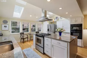 2275 SW 77th Pl, Portland, OR 97225 - Photo 7