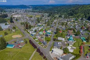 2970 Longwood Dr, Reedsport, OR 97467 - Photo 47