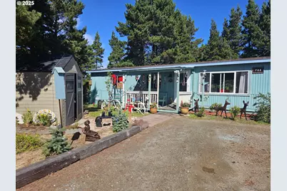 711 Quanagh Ct, Florence, OR 97439 - Photo 1