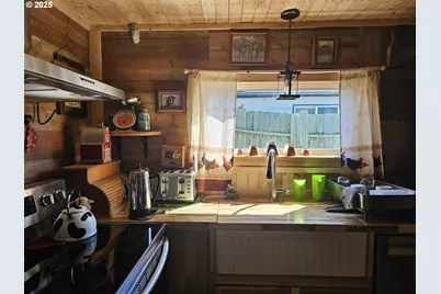 711 Quanagh Ct, Florence, OR 97439 - Photo 21