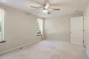 41715 Miles Ln, Lebanon, OR 97355 - Photo 35