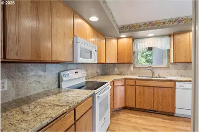 41715 Miles Ln, Lebanon, OR 97355 - Photo 25