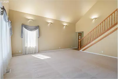 41715 Miles Ln, Lebanon, OR 97355 - Photo 17