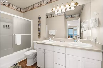 635 Lemwick Ln, Yachats, OR 97498 - Photo 41