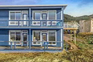 635 Lemwick Ln, Yachats, OR 97498 - Photo 11