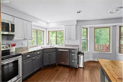 7803 SW Barnard Dr, Beaverton, OR 97007 - Photo 11
