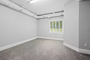 676 SW Dillan Dr, Beaverton, OR 97006 - Photo 21