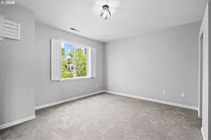 676 SW Dillan Dr, Beaverton, OR 97006 - Photo 15