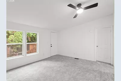 300 S Everest St #44, Newberg, OR 97132 - Photo 11