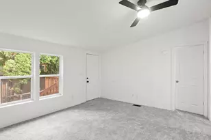 300 S Everest St, Newberg, OR 97132 - Photo 11