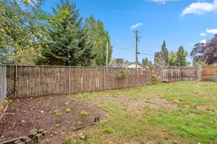 300 S Everest St, Newberg, OR 97132 - Photo 31