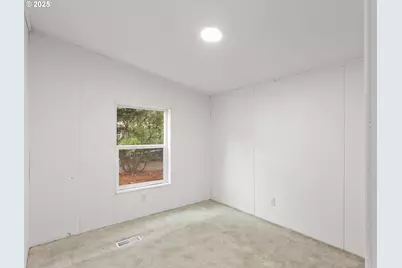 300 S Everest St #44, Newberg, OR 97132 - Photo 25