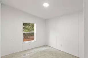 300 S Everest St, Newberg, OR 97132 - Photo 25