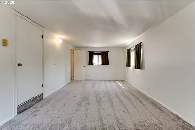 925 Grant St, Eugene, OR 97402 - Photo 11