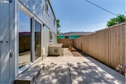 925 Grant St, Eugene, OR 97402 - Photo 17
