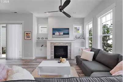 11742 SW Valencia Ln, Wilsonville, OR 97070 - Photo 7