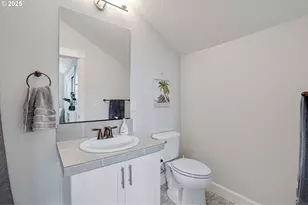 11742 SW Valencia Ln, Wilsonville, OR 97070 - Photo 43