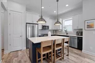 11742 SW Valencia Ln, Wilsonville, OR 97070 - Photo 15