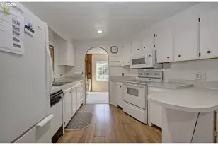5400 Meeker Dr, Kalama, WA 98625 - Photo 13