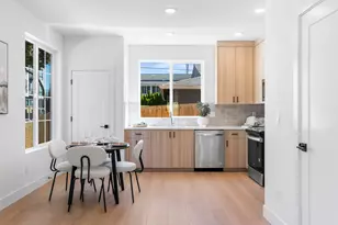 1662 SE Umatilla St, Portland, OR 97202 - Photo 3