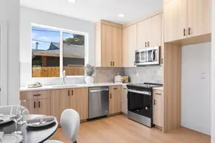 1662 SE Umatilla St, Portland, OR 97202 - Photo 5