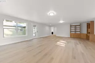329 Dean Ave, Eugene, OR 97404 - Photo 41
