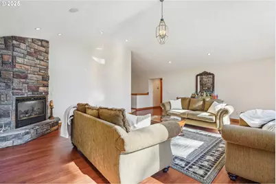 232 Upper Lakeview Rd, White Salmon, WA 98672 - Photo 17