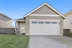 252 NE Arrowhead Dr, Estacada, OR 97023 - Photo 1