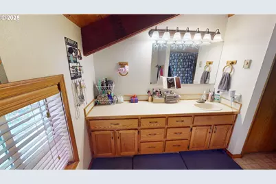 96512 Martin Ranch Rd, Brookings, OR 97415 - Photo 15