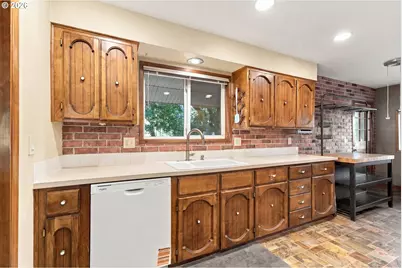 605 NW 98th St, Vancouver, WA 98665 - Photo 15