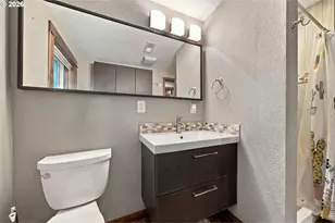 605 NW 98th St, Vancouver, WA 98665 - Photo 33