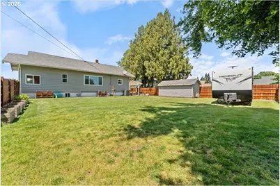321 W Virginia St, Stayton, OR 97383 - Photo 31
