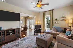 602 NW 18th Loop, Camas, WA 98607 - Photo 7