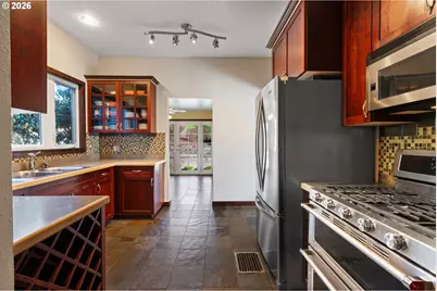 602 NW 18th Loop, Camas, WA 98607 - Photo 15