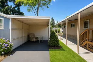 1501 N Hayden Island Dr, Portland, OR 97217 - Photo 17