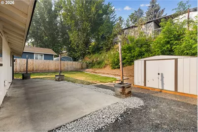721 SE 9th St, Pendleton, OR 97801 - Photo 23