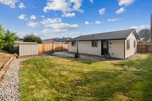721 SE 9th St, Pendleton, OR 97801 - Photo 3