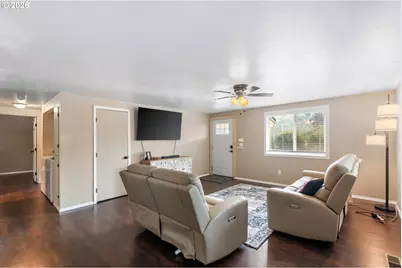 721 SE 9th St, Pendleton, OR 97801 - Photo 9