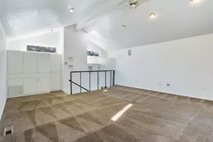 1826 E Carol Ann Dr, Newberg, OR 97132 - Photo 23