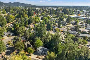 1826 E Carol Ann Dr, Newberg, OR 97132 - Photo 45