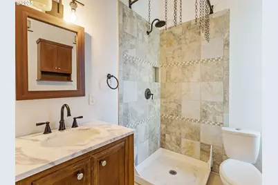 1826 E Carol Ann Dr, Newberg, OR 97132 - Photo 19