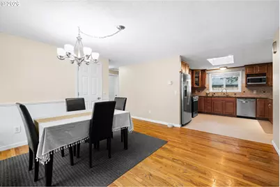 292 NE Palomar Ct, Hillsboro, OR 97124 - Photo 5