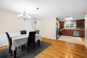 292 NE Palomar Ct, Hillsboro, OR 97124 - Photo 5