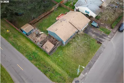 292 NE Palomar Ct, Hillsboro, OR 97124 - Photo 41