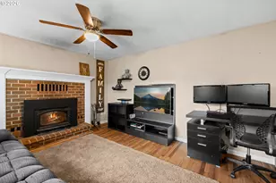 292 NE Palomar Ct, Hillsboro, OR 97124 - Photo 17