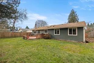 292 NE Palomar Ct, Hillsboro, OR 97124 - Photo 33