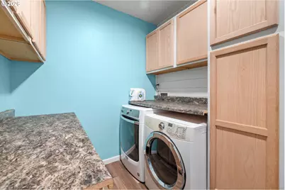 292 NE Palomar Ct, Hillsboro, OR 97124 - Photo 29