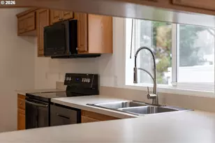 1501 N Hayden Island Dr, Portland, OR 97217 - Photo 7