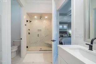 215 SW Cliff St, Depoe Bay, OR 97341 - Photo 27